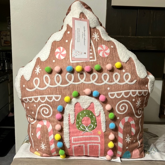 cupcakes & cashmere Other - NWT cupcakes and cashmere SHAPED GINGERBREAD HOUSE DECORATIVE THROW PILLOW